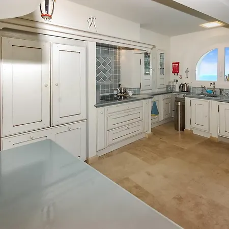 Pramousquier Sleeps 8 Pool Air Con Wifi Villa *